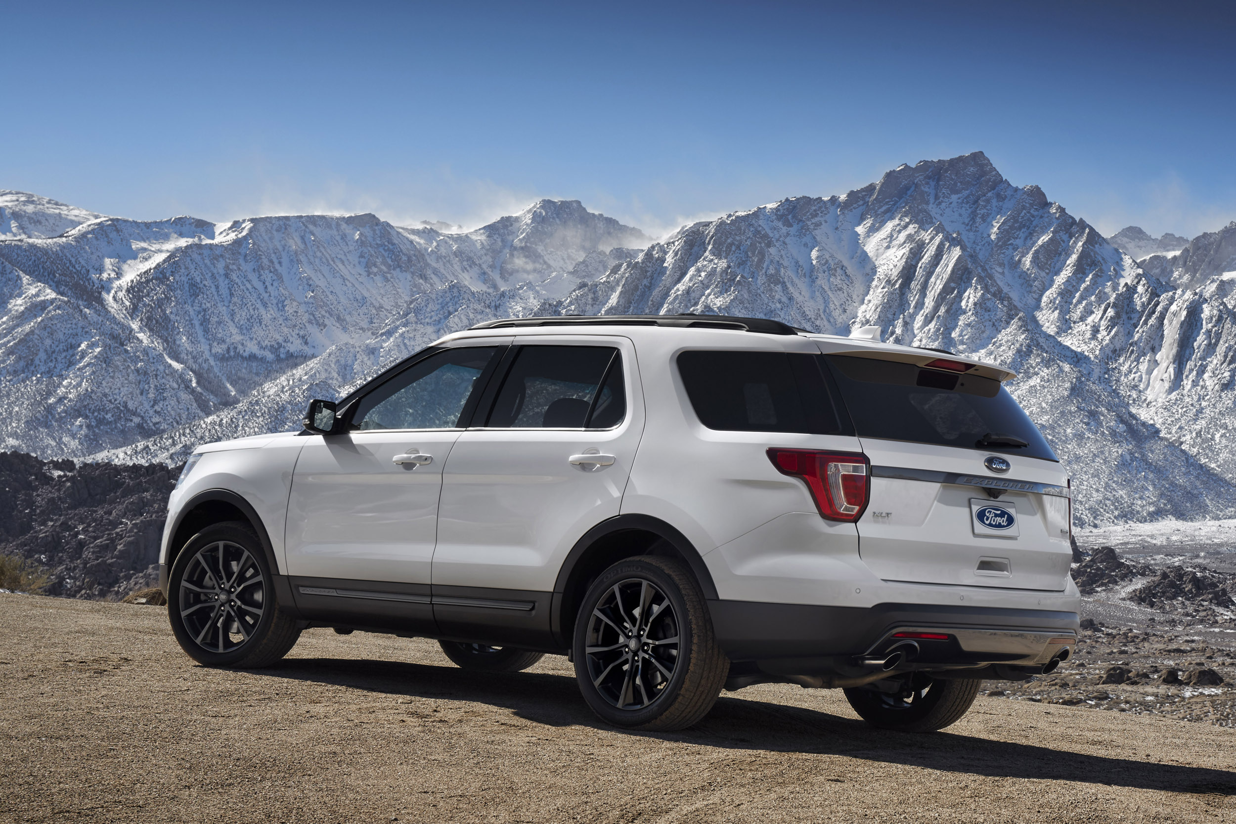 Ford Explorer Platinum 4WD 2017 International Price & Overview