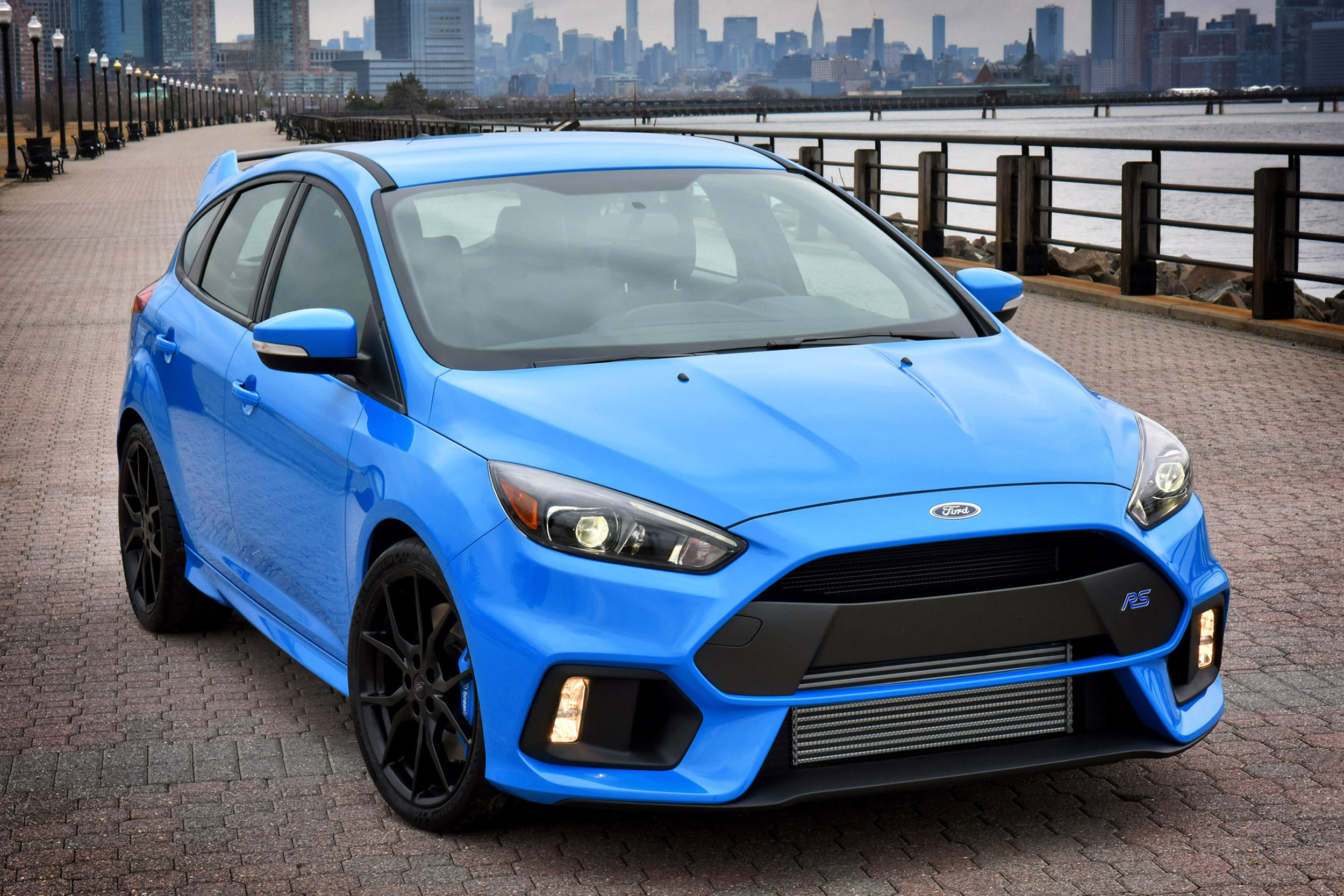 Ford Focus Sedan Titanium 2016 International Price Overview